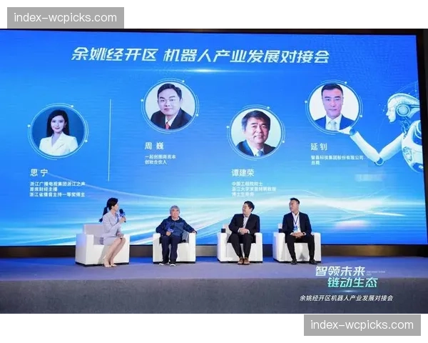 产业共识逐渐清晰：可持续的商业模式依赖于技术与内容的双轮驱动。