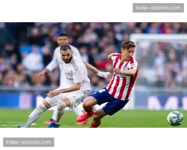 马科斯-略伦特：“从边锋到右翼卫，我学会了用防守帮助球队”